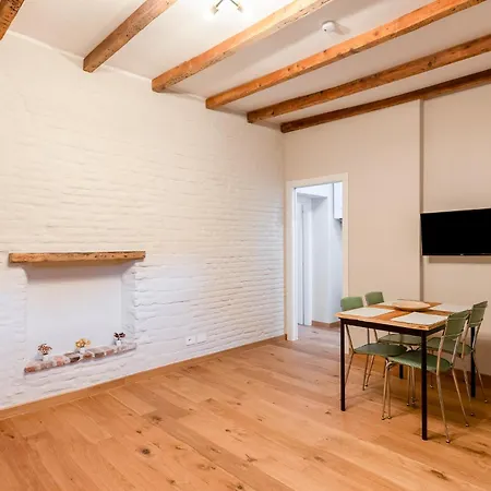 Apartment Modern Flat Near Skyline *